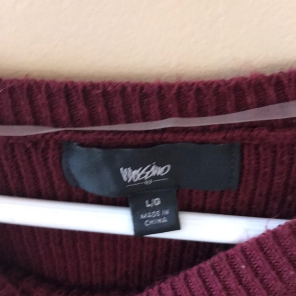 Sweater - Picture 3 of 3